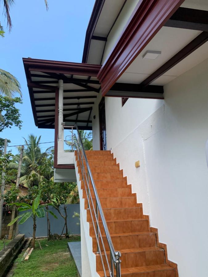 Tranquil Private Villa Near Bentota Beach Exterior photo